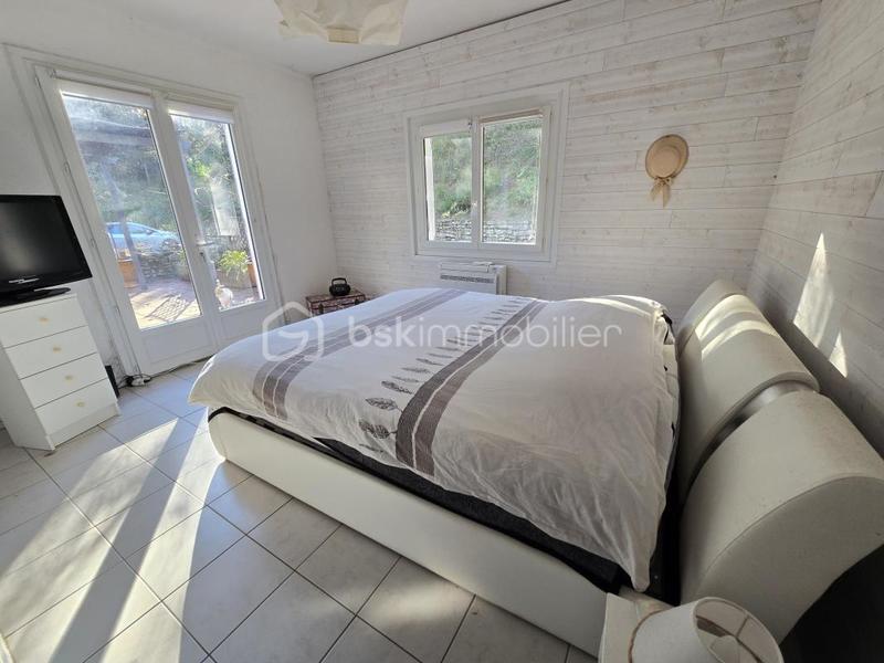 Villa - 200 m² - 7 pièces