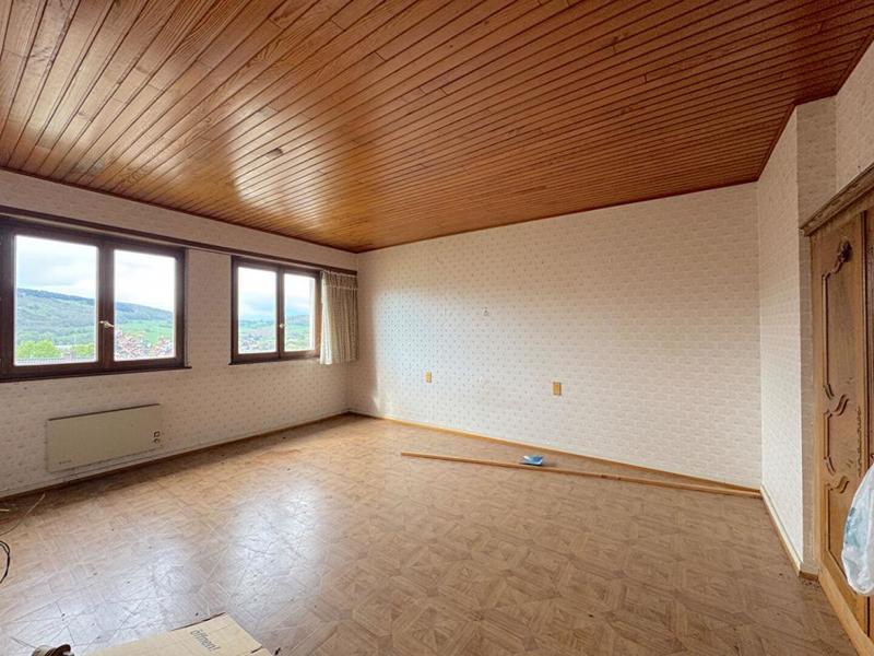 Maison - 250 m² - 9 pièces