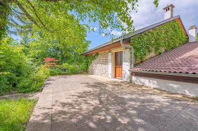 Maison - 197 m² - 7 pièces