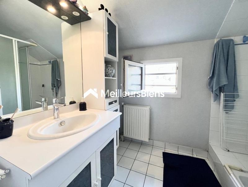 Maison - 143 m² - 6 pièces