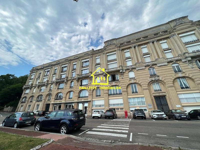 Appartement - 203 m² - 5 pièces