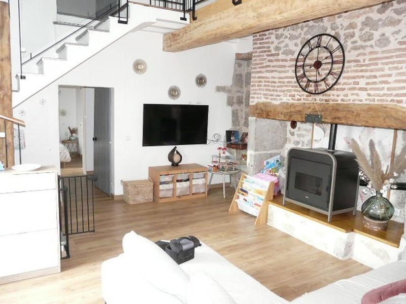 Maison en pierre - 203 m² - 6 pièces