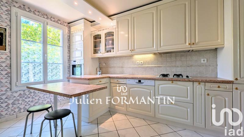 Maison - 140 m² - 5 pièces