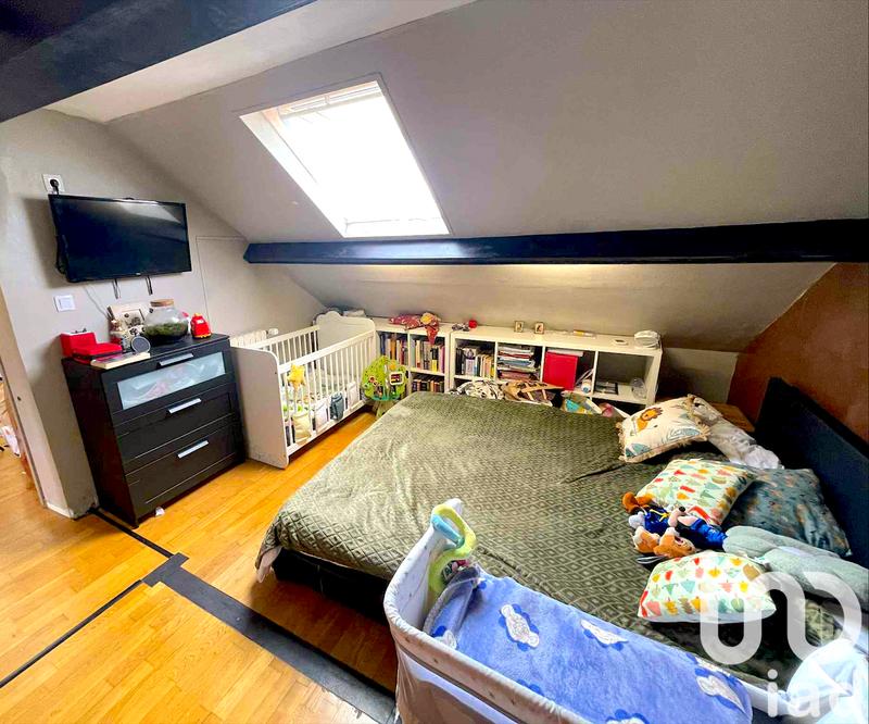 Maison - 90 m² - 4 pièces