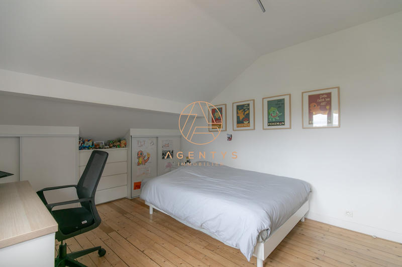 Maison - 98 m² - 5 pièces