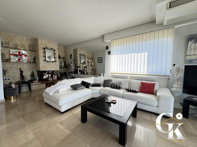 Appartement - 132 m² - 5 pièces