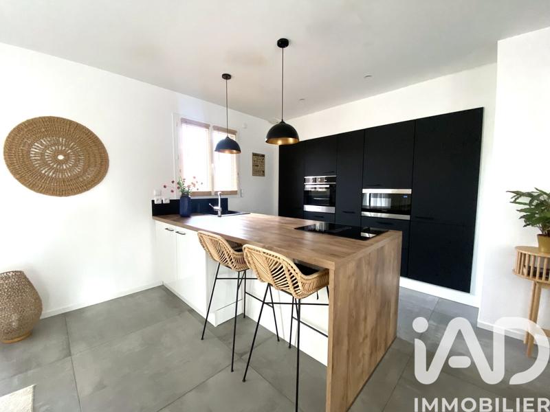 Maison - 136 m² - 5 pièces