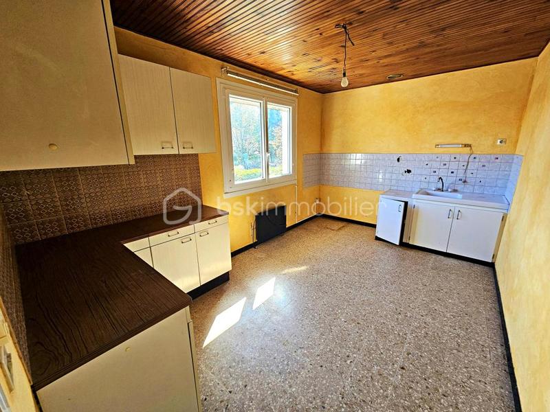 Maison traditionnelle - 84 m² - 5 pièces