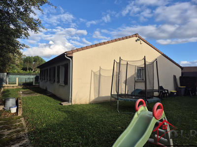 Maison - 100 m² - 6 pièces