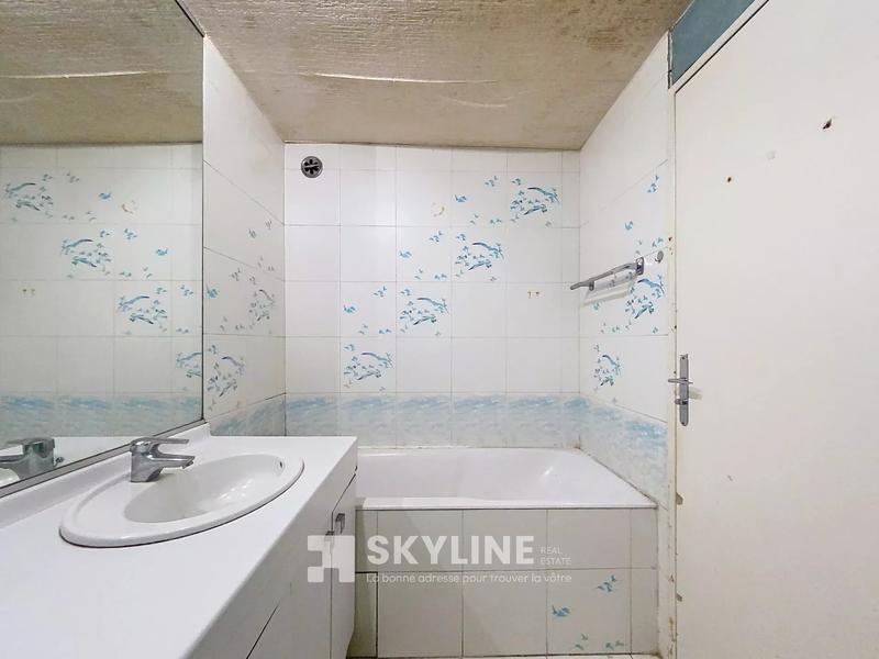 Appartement - 97 m² - 4 pièces