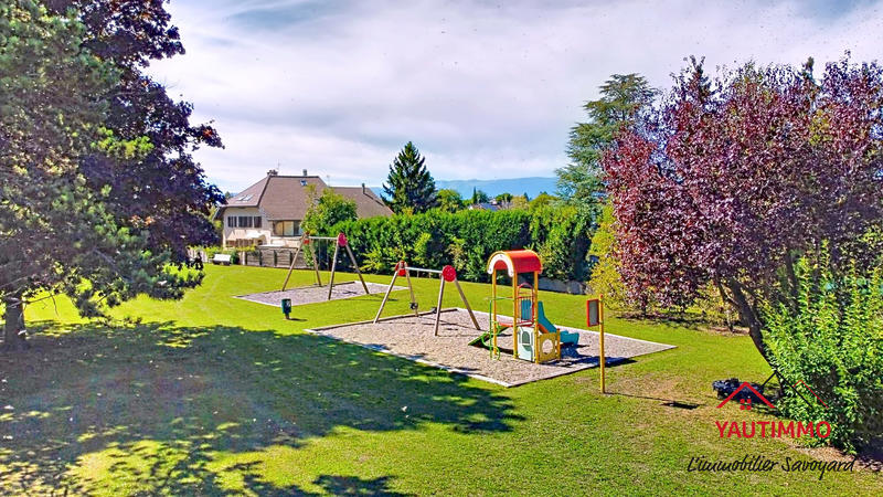 Appartement - 120 m² - 5 pièces