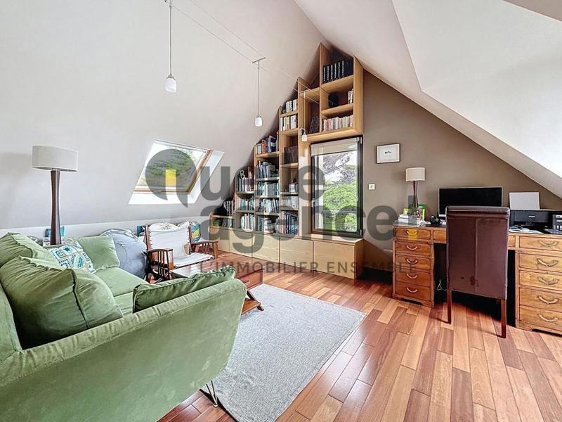 Maison - 180 m² - 7 pièces