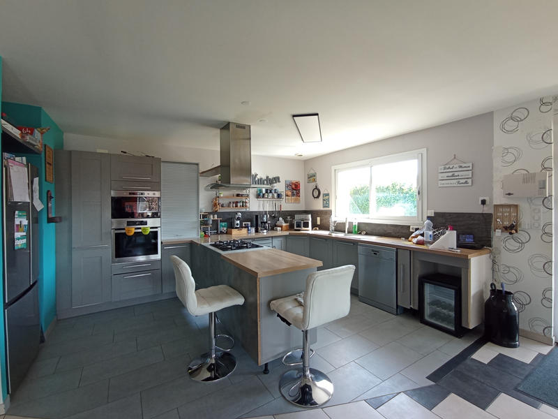 Maison - 165 m² - 7 pièces