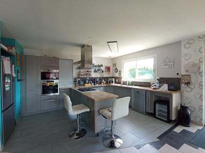 Maison - 165 m² - 7 pièces