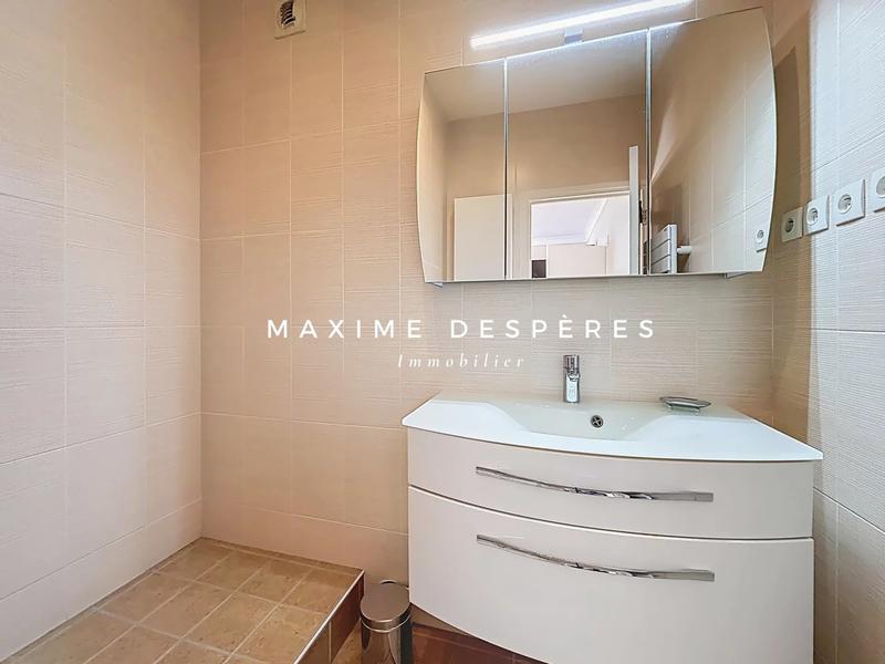 Appartement - 106 m² - 3 pièces