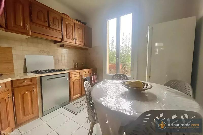 Maison - 93 m² - 5 pièces