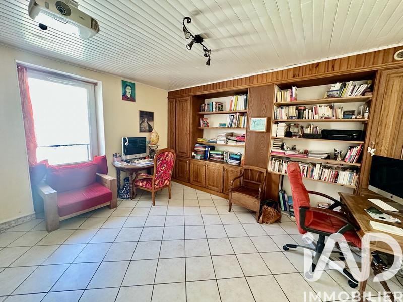 Maison - 105 m² - 5 pièces