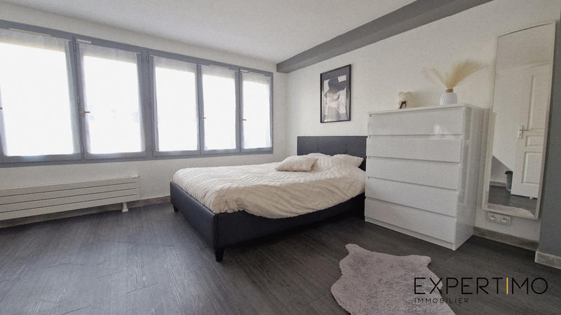 Maison - 139 m² - 6 pièces