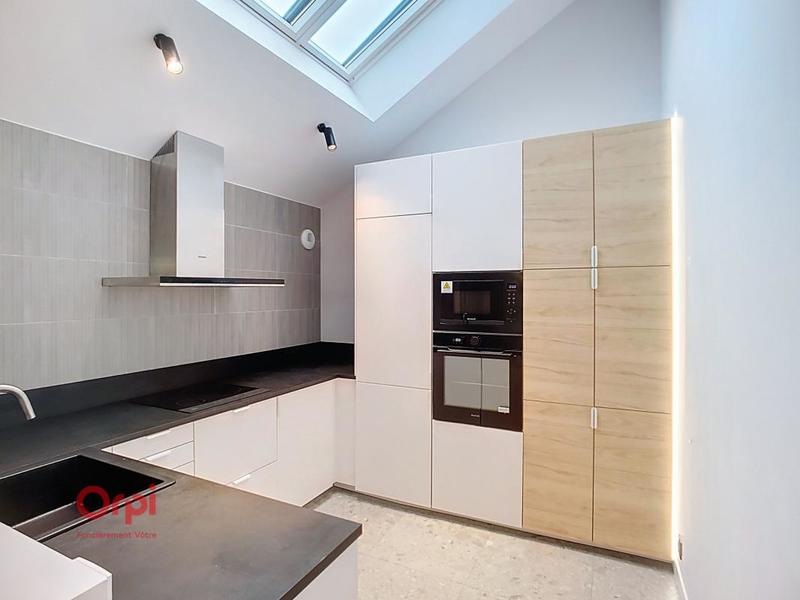 Duplex - 123 m² - 5 pièces