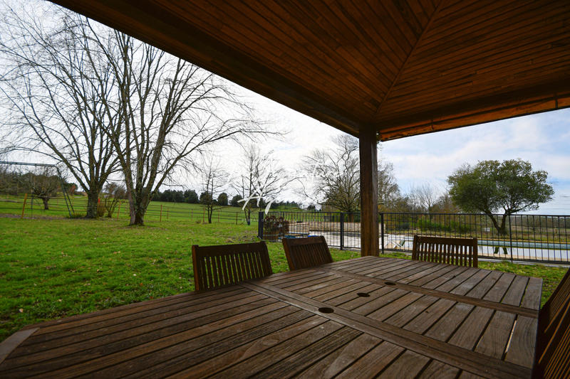 Maison - 167 m² - 5 pièces