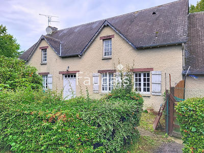 Maison - 255 m² - 11 pièces