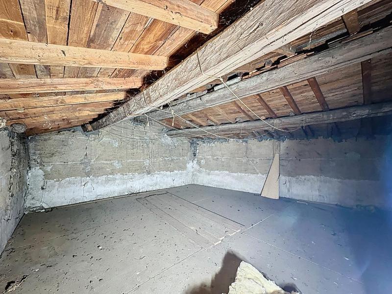 Maison - 92 m² - 5 pièces