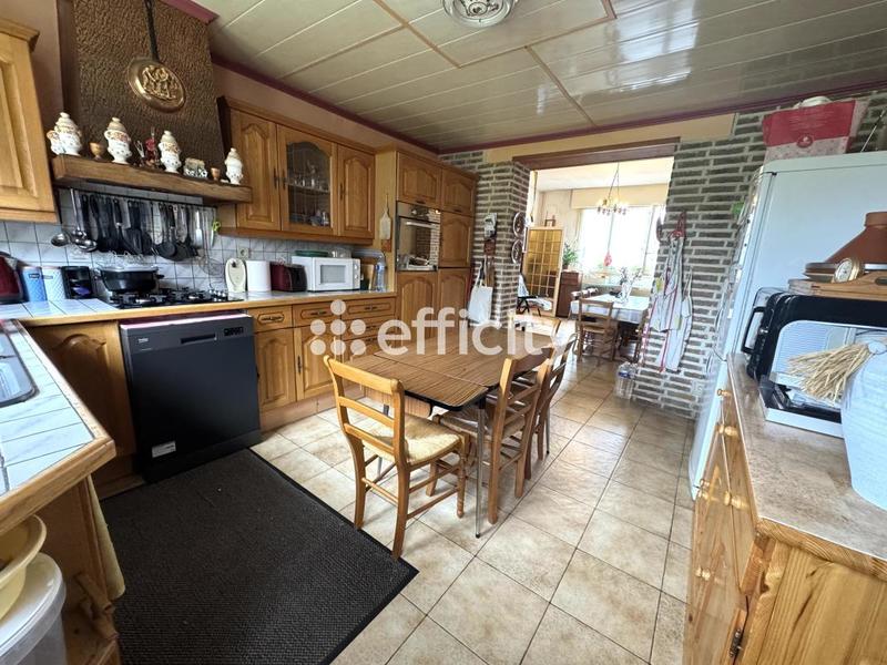 Maison - 138 m² - 4 pièces