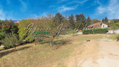 Terrain - 2 900 m²