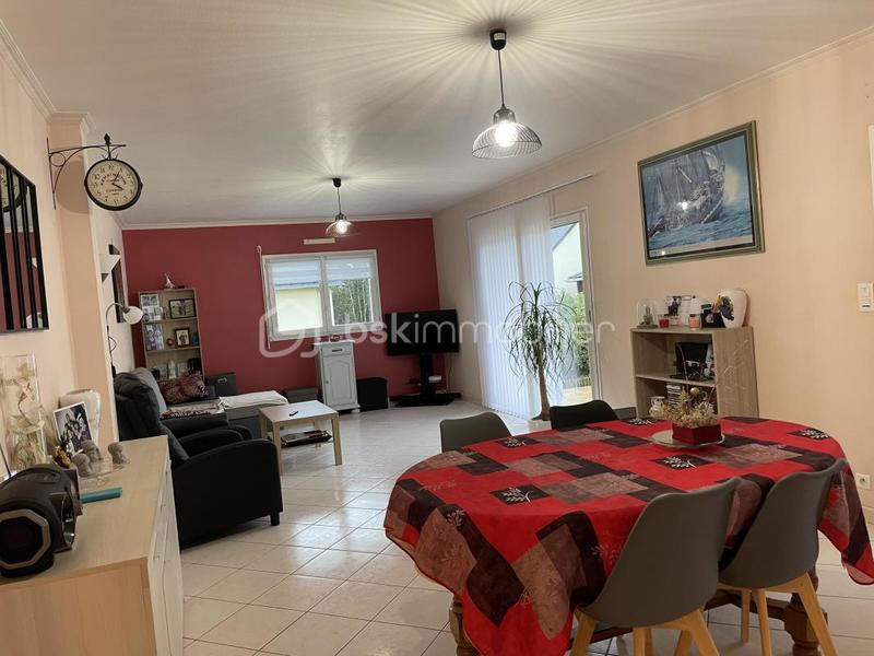 Maison - 86 m² - 4 pièces