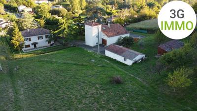 Villa - 257 m² - 10 pièces