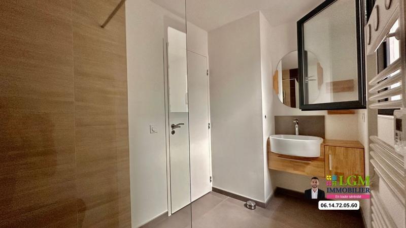 Duplex - 137 m² - 3 pièces