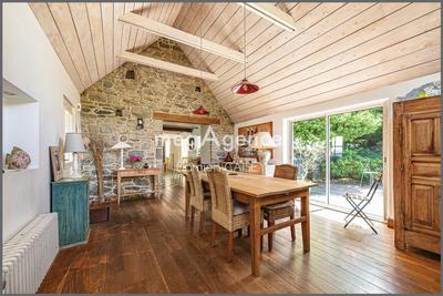 Maison en pierre - 131 m² - 5 pièces