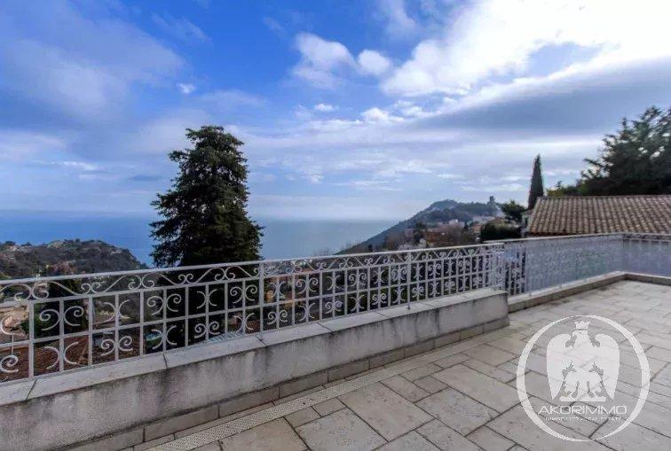 Appartement - 300 m² - 8 pièces