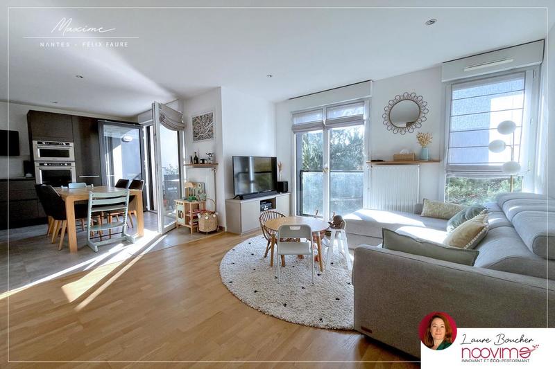 Appartement - 80 m² - 4 pièces