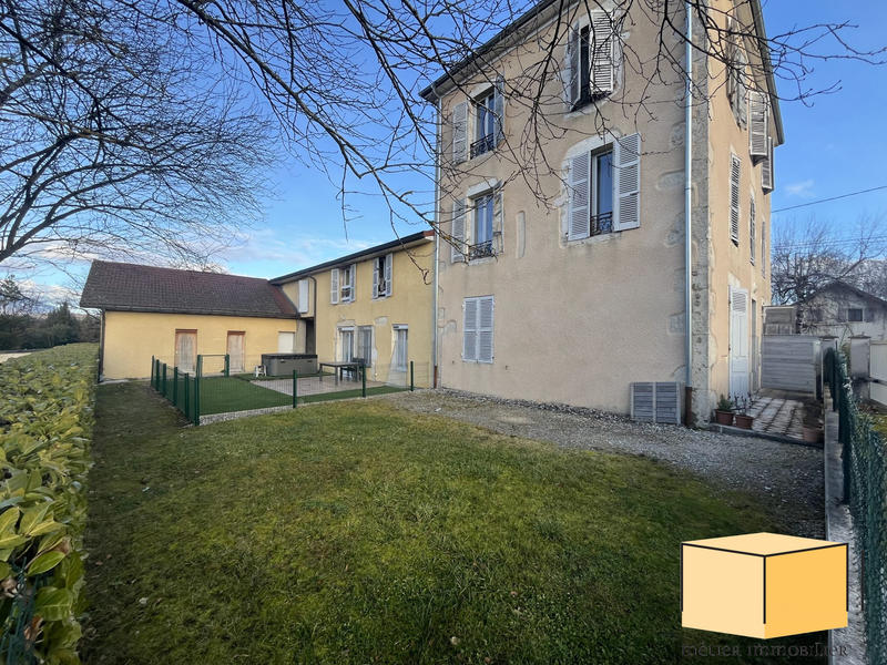 Appartement - 60 m² - 3 pièces