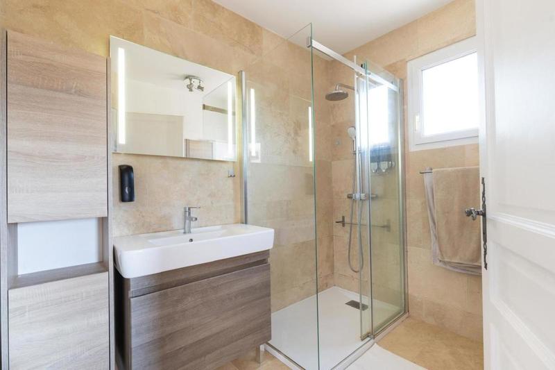 Maison - 165 m² - 6 pièces