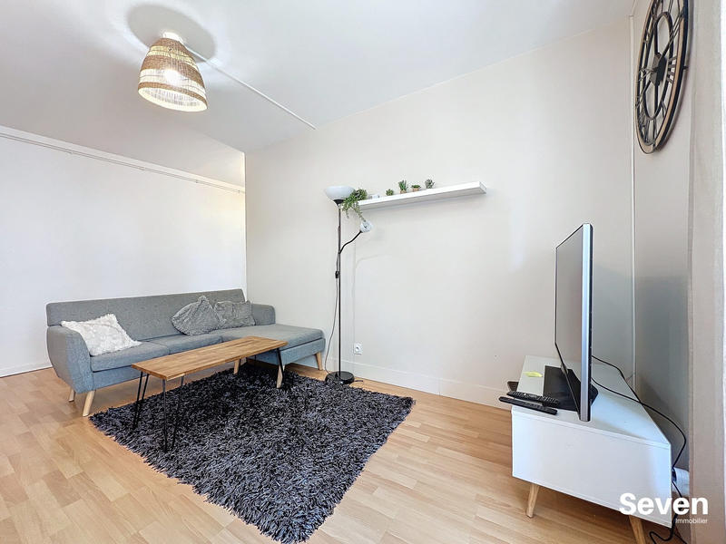 Appartement - 80 m² - 4 pièces