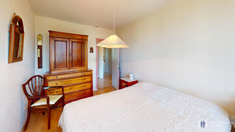 Appartement - 82 m² - 5 pièces