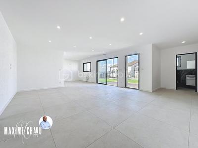 Maison - 112 m² - 4 pièces