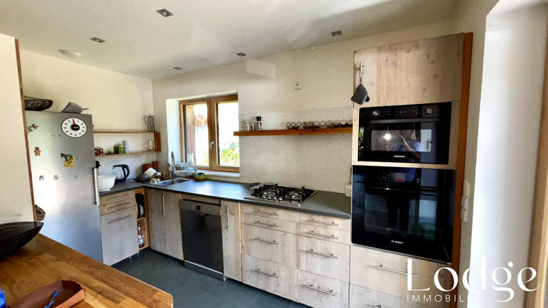 Maison - 170 m² - 6 pièces