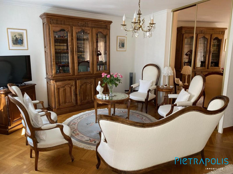 Appartement - 127 m² - 5 pièces