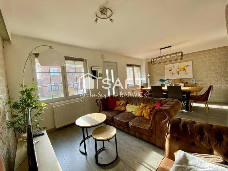 Maison - 90 m² - 5 pièces