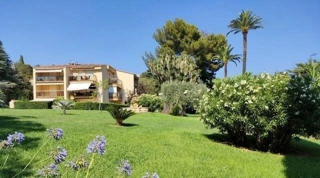 Studio - 28 m² - 1 pièce