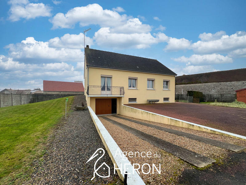 Maison - 92 m² - 5 pièces