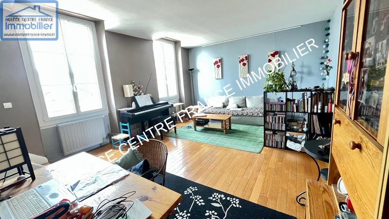 Appartement - 102 m² - 4 pièces