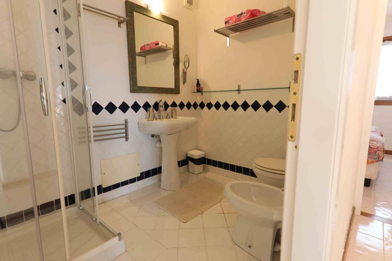 Appartement - 200 m² - 10 pièces