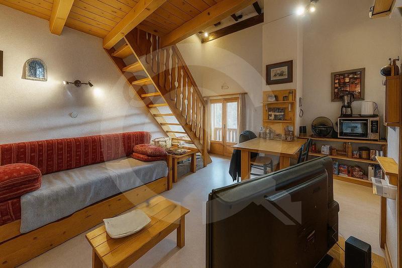 Maison - 265 m² - 15 pièces