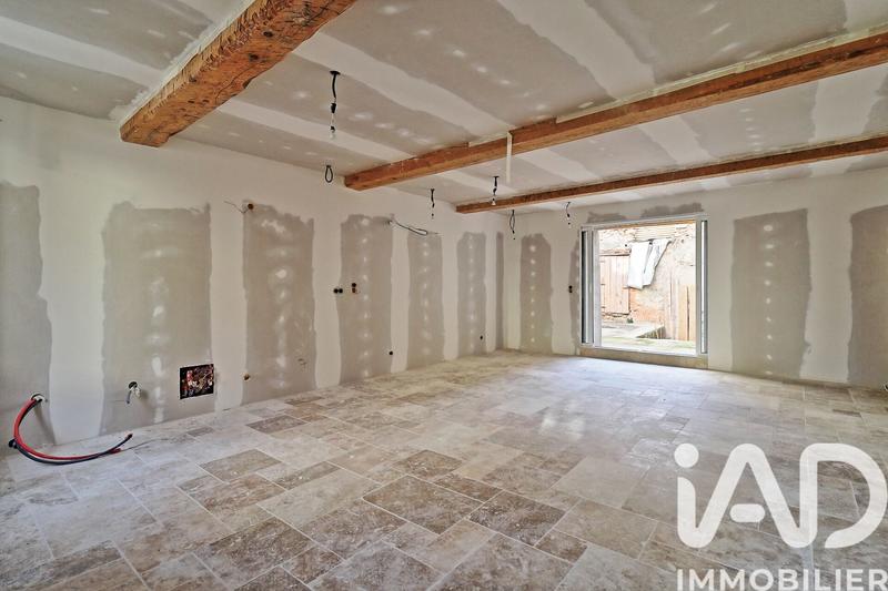 Maison - 95 m² - 3 pièces