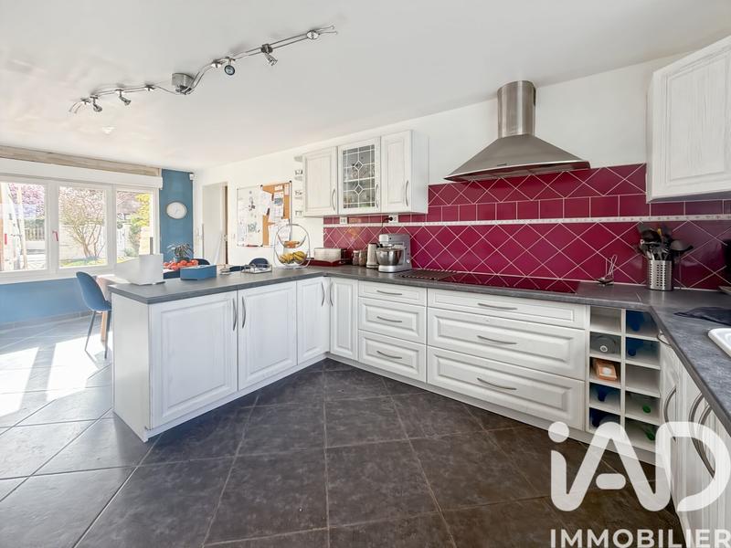 Maison - 187 m² - 9 pièces