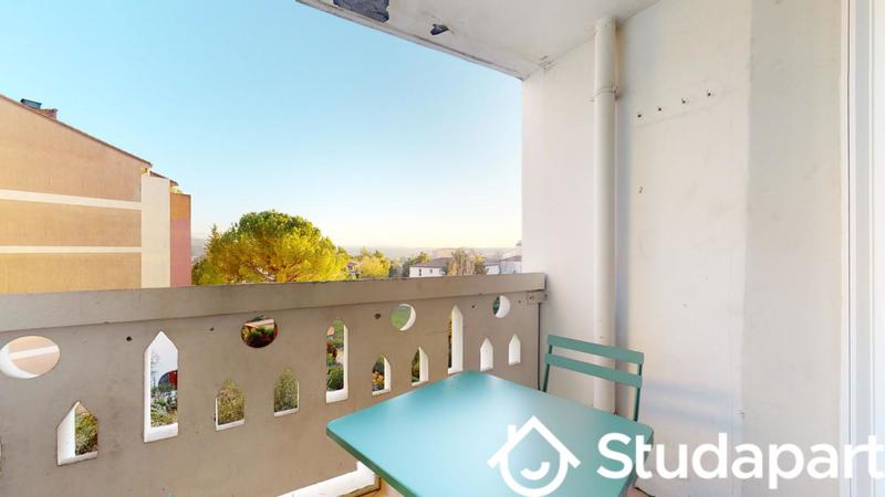 Chambre - 9 m² - 1 pièce